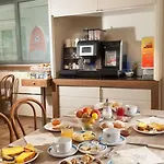 Albatros Hotel